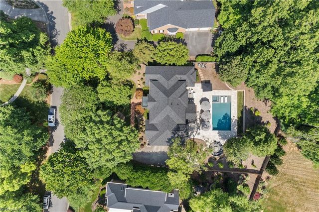 115 Northpond Lane, Winston-salem, NC 27106
