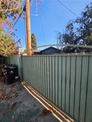 5925 Whitnall Highway, Los Angeles, CA 91601