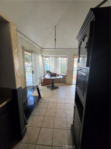 5925 Whitnall Highway, Los Angeles, CA 91601