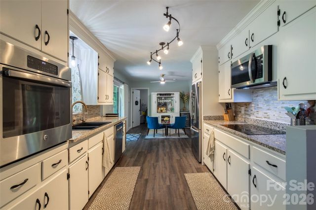 65 Poppy Lane, Cullowhee, NC 28723