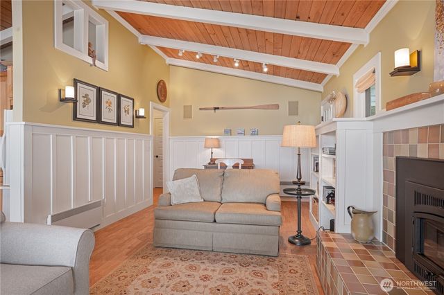 924 W Herron Boulevard NW, Lakebay, WA 98349