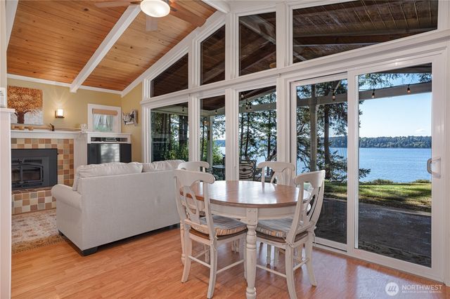 924 W Herron Boulevard NW, Lakebay, WA 98349