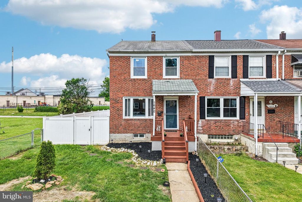 Image 2 of property listing at 1640 POLES RD, Baltimore, MD 21221