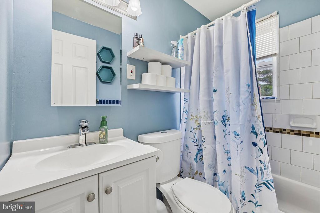 Image 26 of property listing at 1640 POLES RD, Baltimore, MD 21221