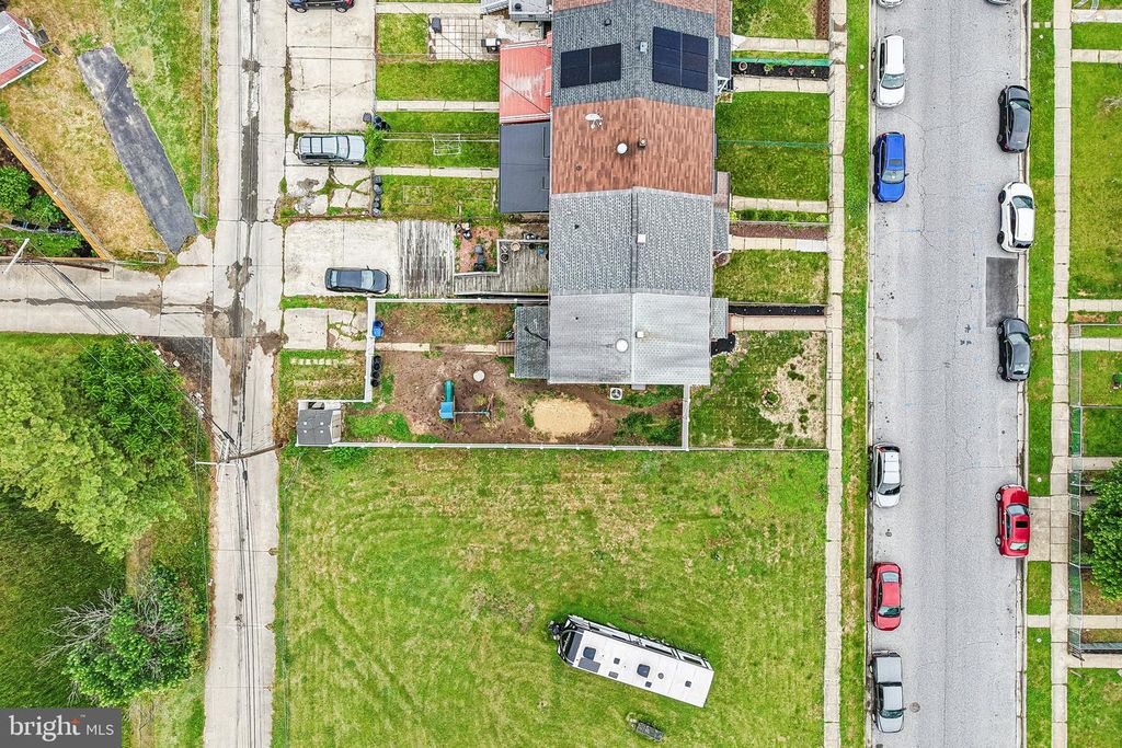 Image 40 of property listing at 1640 POLES RD, Baltimore, MD 21221