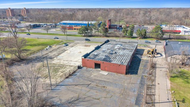 27005 Michigan Avenue, Inkster, MI 48141