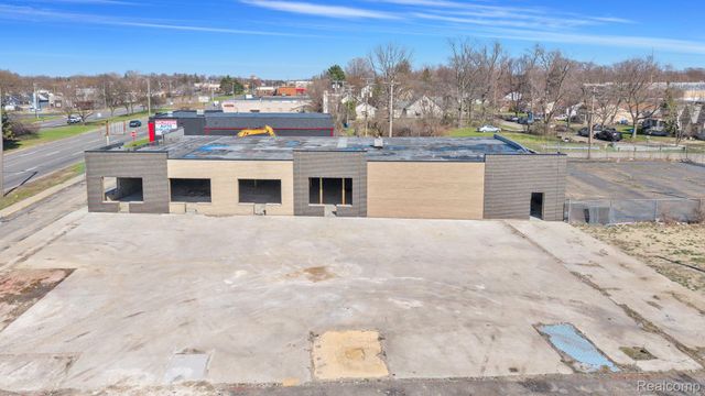 27005 Michigan Avenue, Inkster, MI 48141