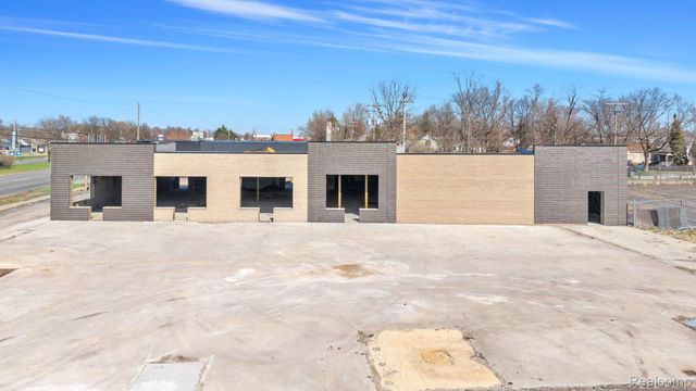 27005 Michigan Avenue, Inkster, MI 48141
