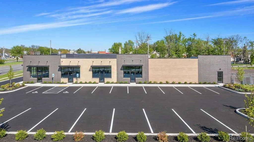27005 Michigan Avenue, Inkster, MI 48141