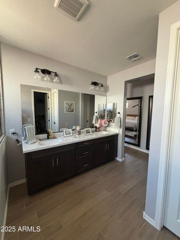 11117 S 52nd Lane, Laveen, AZ 85339