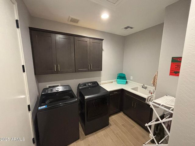 11117 S 52nd Lane, Laveen, AZ 85339