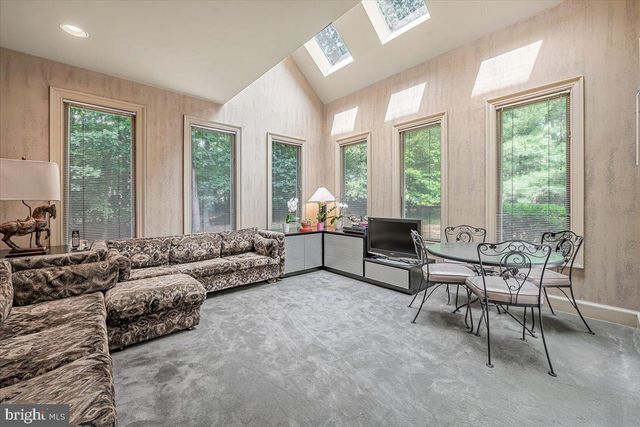 10616 WILLOWBROOK DR, Potomac, MD 20854