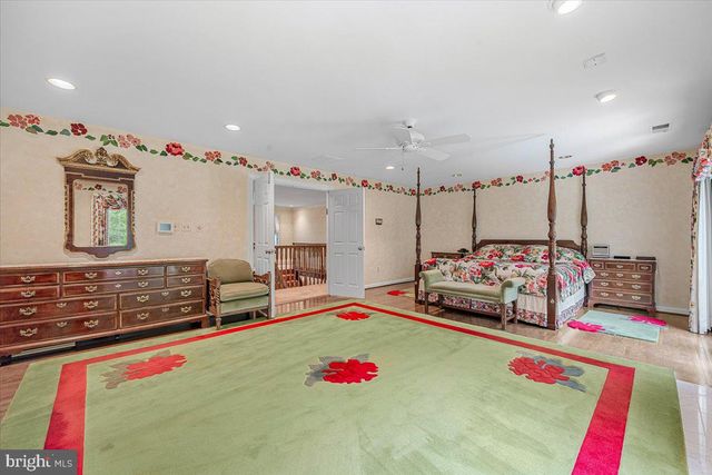 10616 WILLOWBROOK DR, Potomac, MD 20854