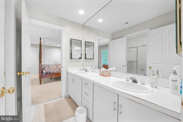 10616 WILLOWBROOK DR, Potomac, MD 20854