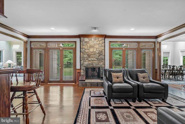 10616 WILLOWBROOK DR, Potomac, MD 20854