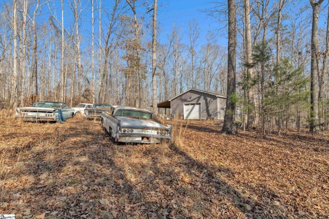 890 Franklin Road, Laurens, SC 29360