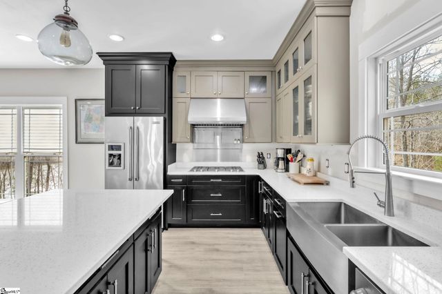 890 Franklin Road, Laurens, SC 29360