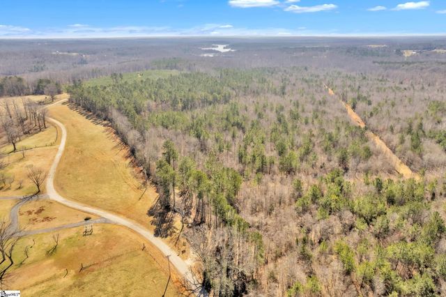 890 Franklin Road, Laurens, SC 29360