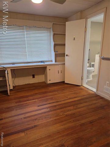 1526 Sycamore Avenue, Royal Oak, MI 48073