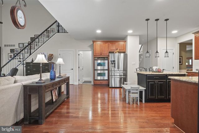 1 BERGAN CT, Marlton, NJ 08053