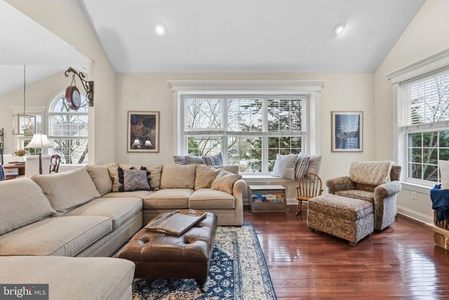 1 BERGAN CT, Marlton, NJ 08053