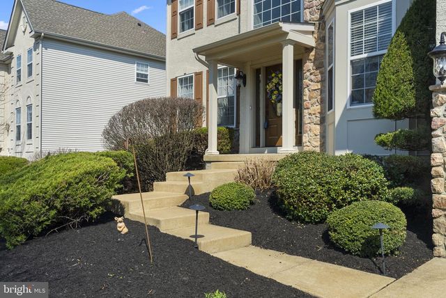 1 BERGAN CT, Marlton, NJ 08053