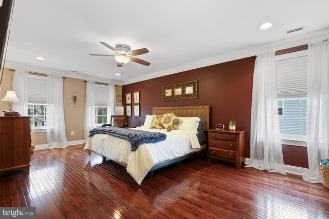 1 BERGAN CT, Marlton, NJ 08053