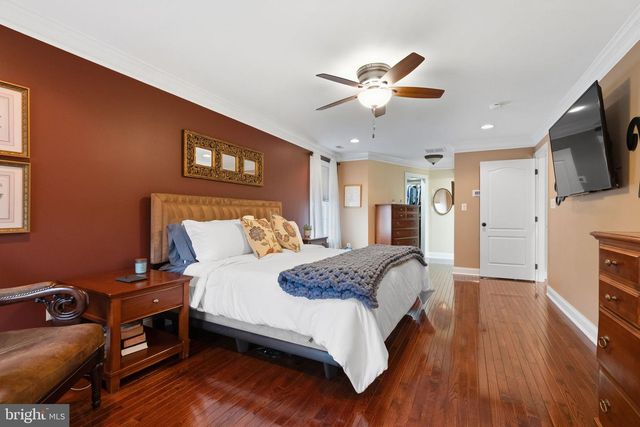 1 BERGAN CT, Marlton, NJ 08053