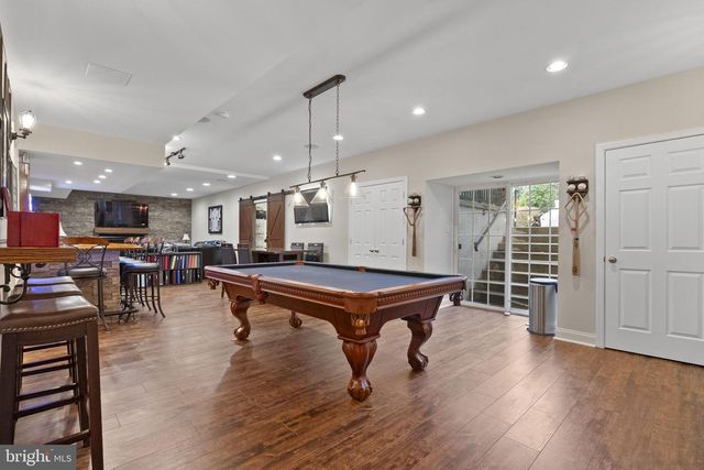 1 BERGAN CT, Marlton, NJ 08053