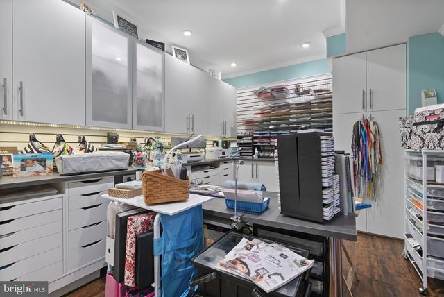 1 BERGAN CT, Marlton, NJ 08053