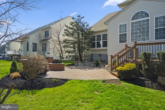 1 BERGAN CT, Marlton, NJ 08053