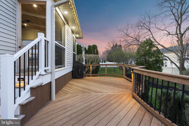 1 BERGAN CT, Marlton, NJ 08053