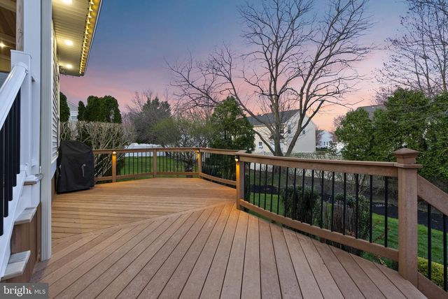 1 BERGAN CT, Marlton, NJ 08053