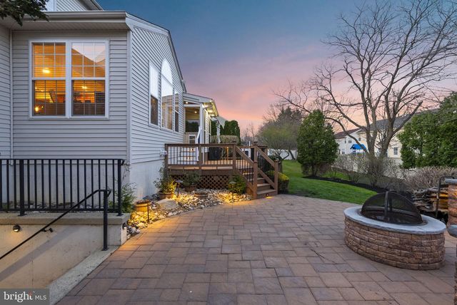 1 BERGAN CT, Marlton, NJ 08053