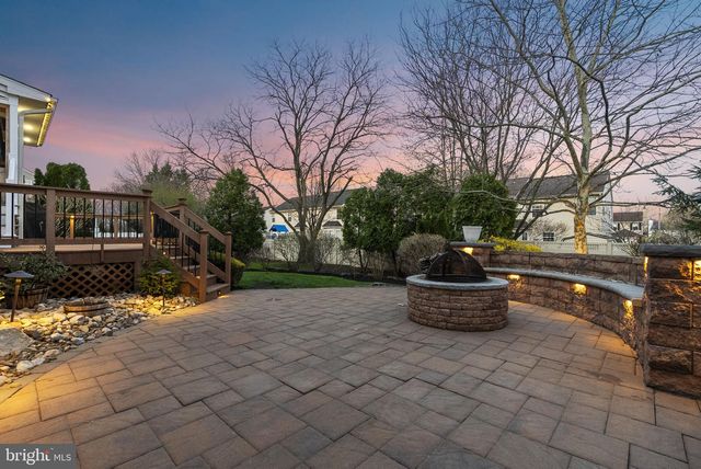 1 BERGAN CT, Marlton, NJ 08053