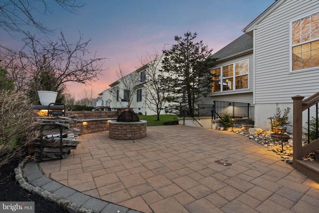 1 BERGAN CT, Marlton, NJ 08053