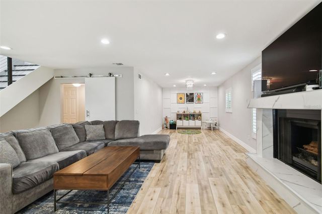 4203 W CLEVELAND STREET, Tampa, FL 33609