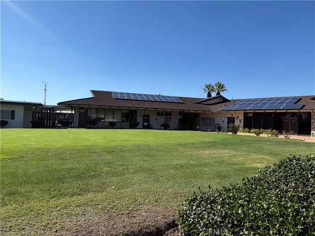 1621 W Montrose, Hemet, CA 92543
