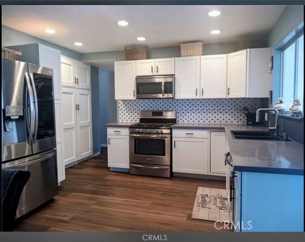 1621 W Montrose, Hemet, CA 92543
