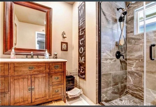 1621 W Montrose, Hemet, CA 92543