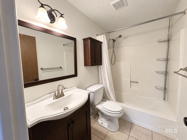 737 Academic Drive, Twin Falls, ID 83301