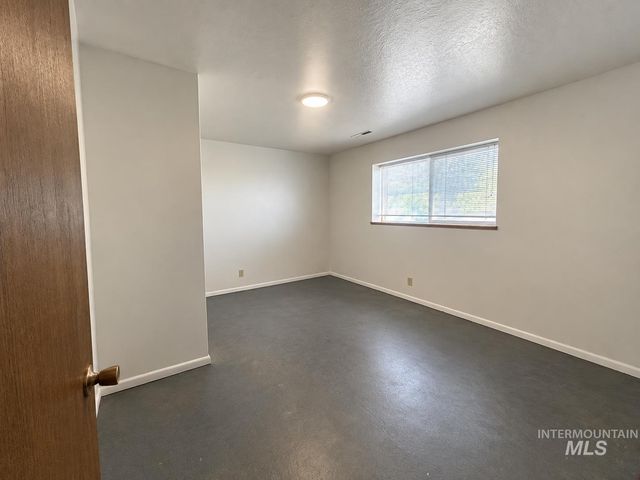 737 Academic Drive, Twin Falls, ID 83301