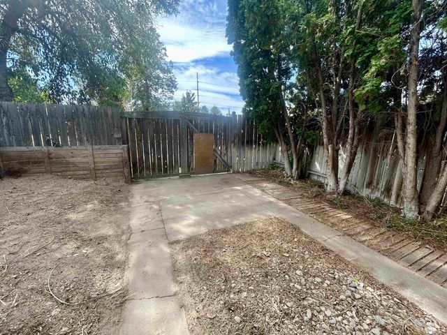 737 Academic Drive, Twin Falls, ID 83301