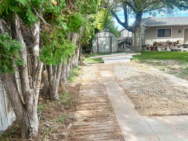 737 Academic Drive, Twin Falls, ID 83301