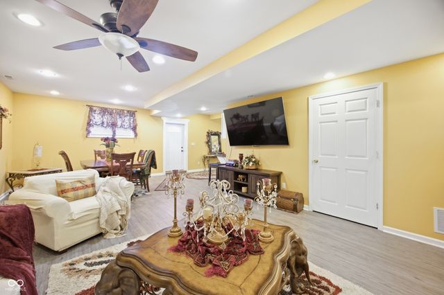 1980 Hill Valley Court, Carmel, IN 46280