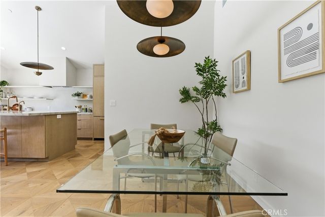 6144 W 76th Street, Los Angeles, CA 90045