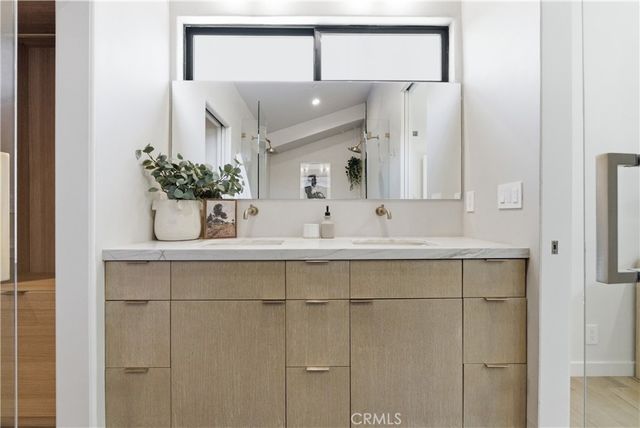 6144 W 76th Street, Los Angeles, CA 90045