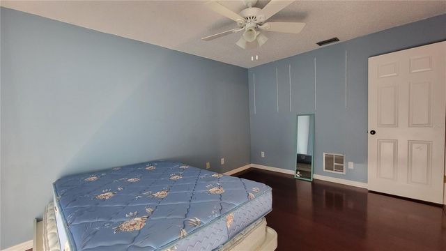 3024 SANDPIPER PLACE, Clearwater, FL 33762