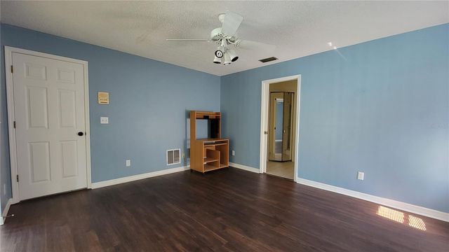 3024 SANDPIPER PLACE, Clearwater, FL 33762