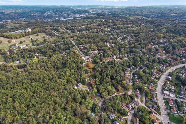 8527 Westwood Rd, Penn Hills, PA 15235